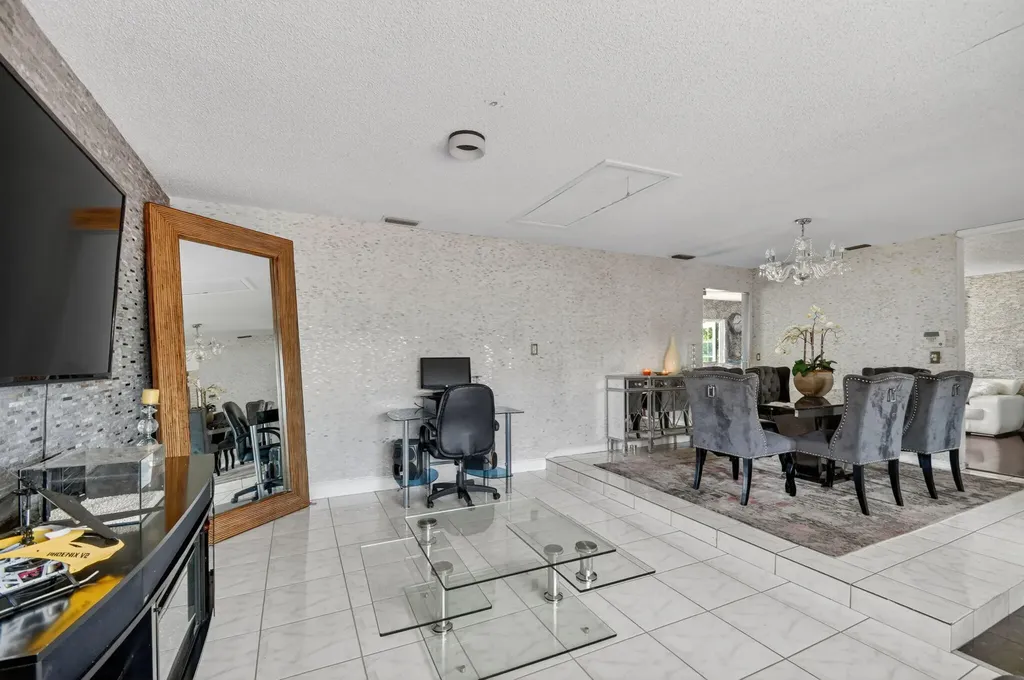 4033 Kent Avenue Lake Worth Beach FL 33461