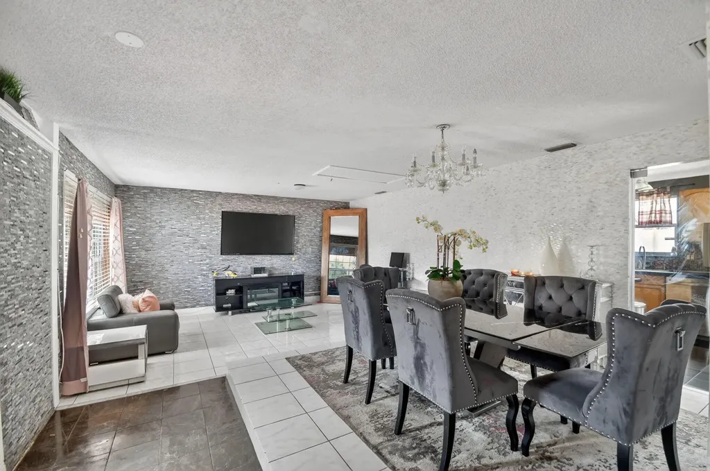 4033 Kent Avenue Lake Worth Beach FL 33461