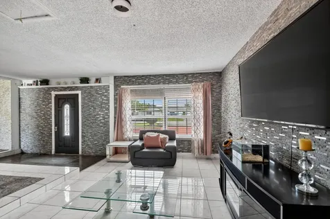 4033 Kent Avenue Lake Worth Beach FL 33461