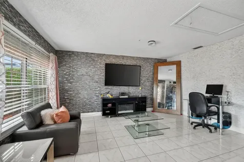 4033 Kent Avenue Lake Worth Beach FL 33461