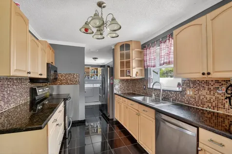 4033 Kent Avenue Lake Worth Beach FL 33461