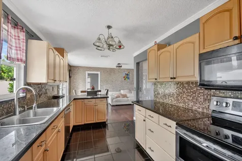 4033 Kent Avenue Lake Worth Beach FL 33461