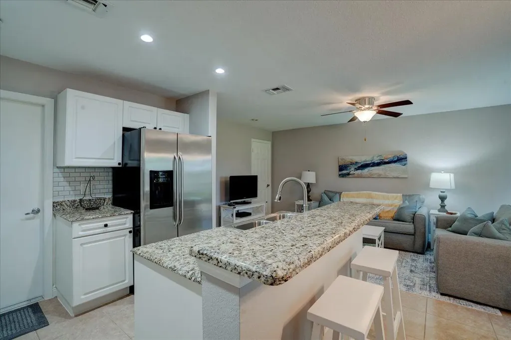 6633 Old Farm Trail Boynton Beach FL 33437