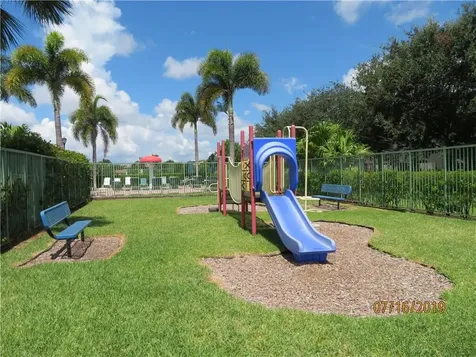 6633 Old Farm Trail Boynton Beach FL 33437