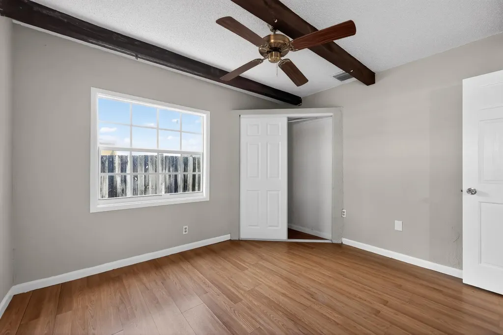 748 Place Chateau Delray Beach FL 33445