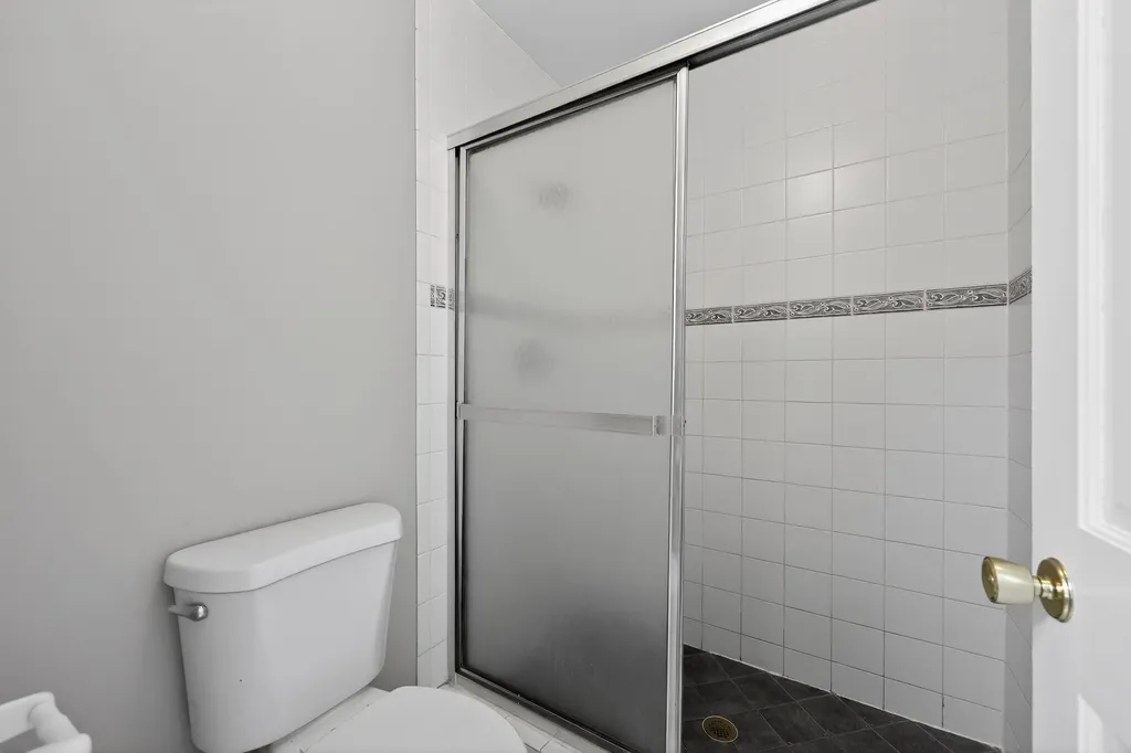 748 Place Chateau Delray Beach FL 33445