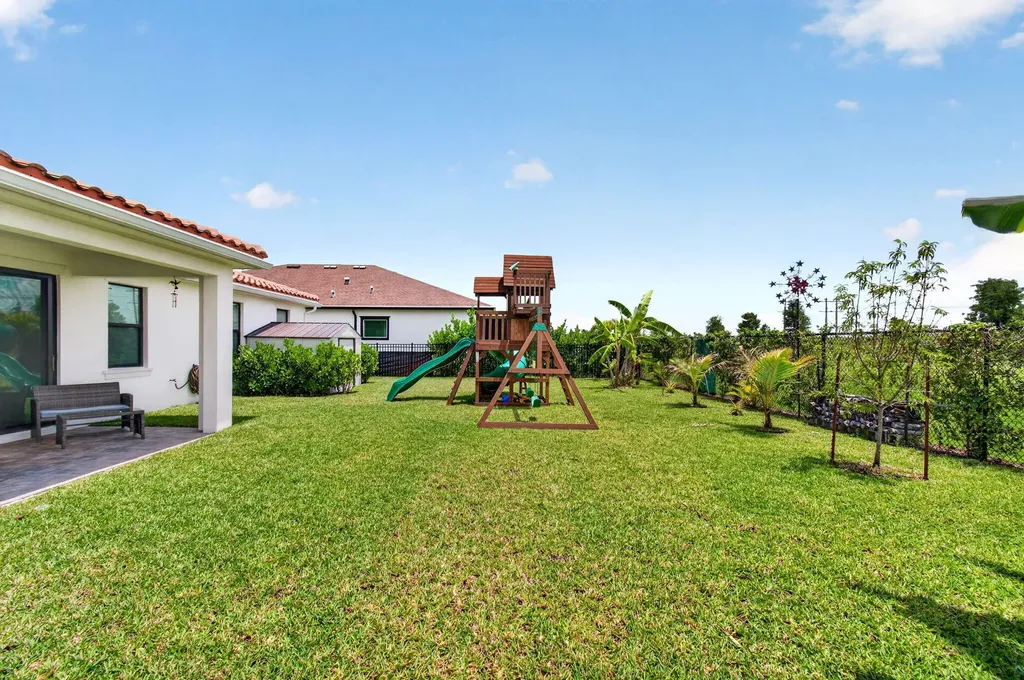 1136 Tangled Orchard Trace Loxahatchee FL 33470