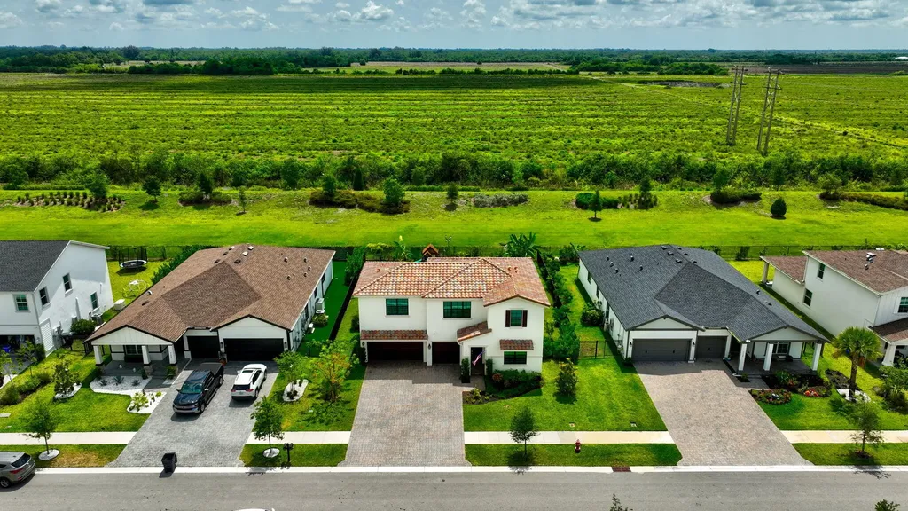 1136 Tangled Orchard Trace Loxahatchee FL 33470