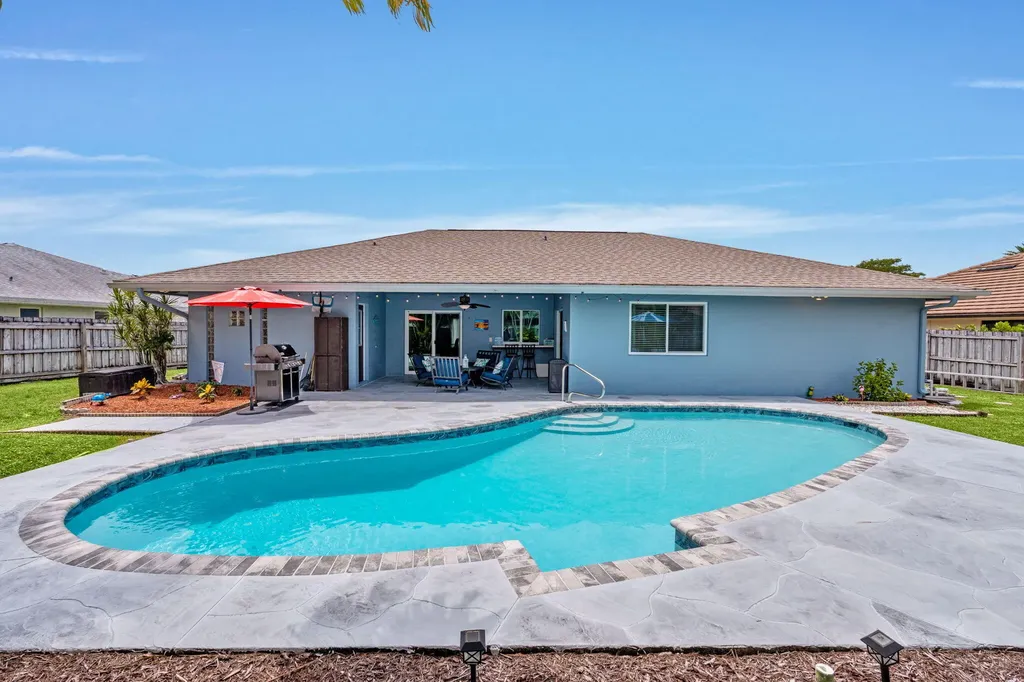 986 Cherry Lane Wellington FL 33414