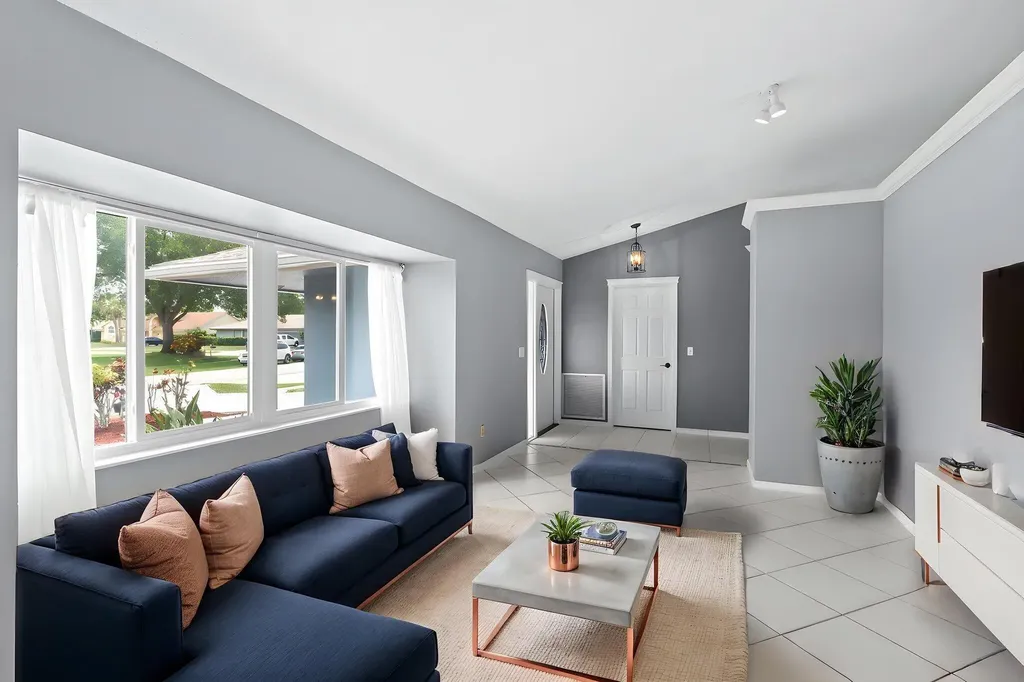 986 Cherry Lane Wellington FL 33414