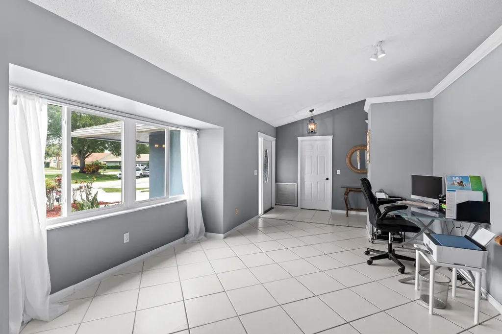 986 Cherry Lane Wellington FL 33414