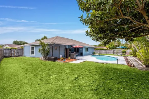 986 Cherry Lane Wellington FL 33414