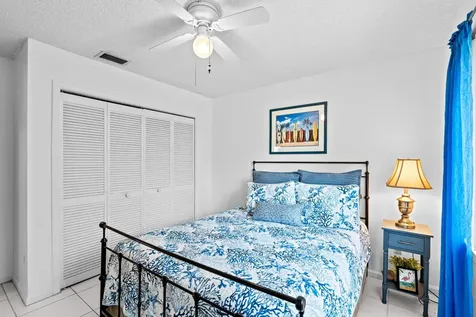 986 Cherry Lane Wellington FL 33414