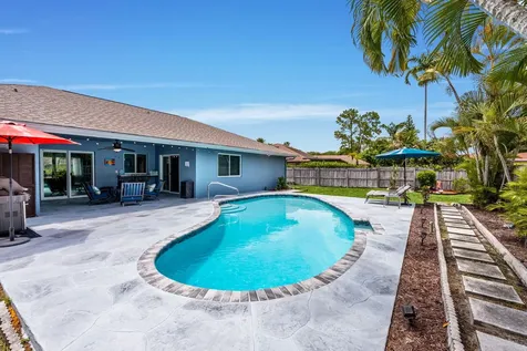 986 Cherry Lane Wellington FL 33414
