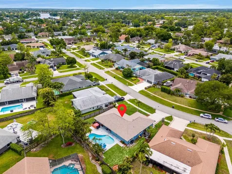 986 Cherry Lane Wellington FL 33414