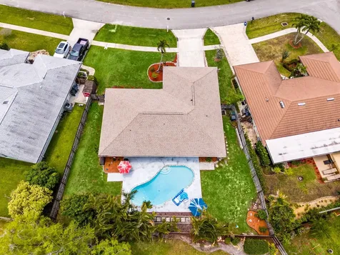 986 Cherry Lane Wellington FL 33414
