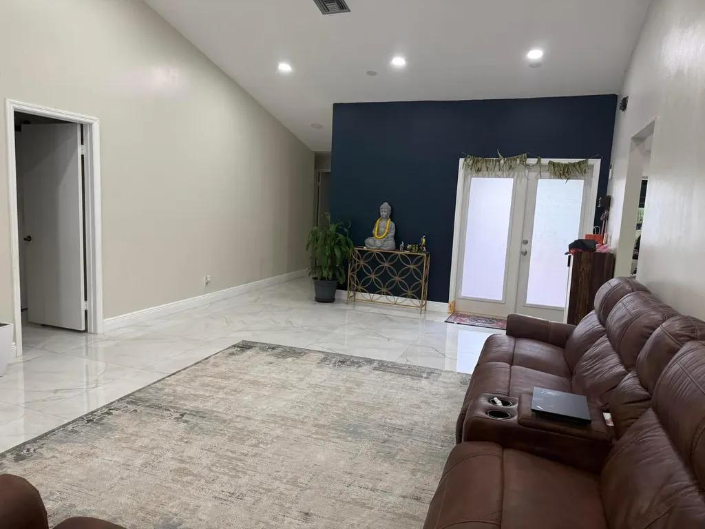 6420 Via Tierra Boca Raton FL 33433