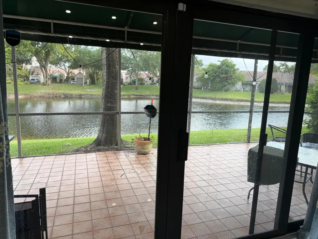 6420 Via Tierra Boca Raton FL 33433