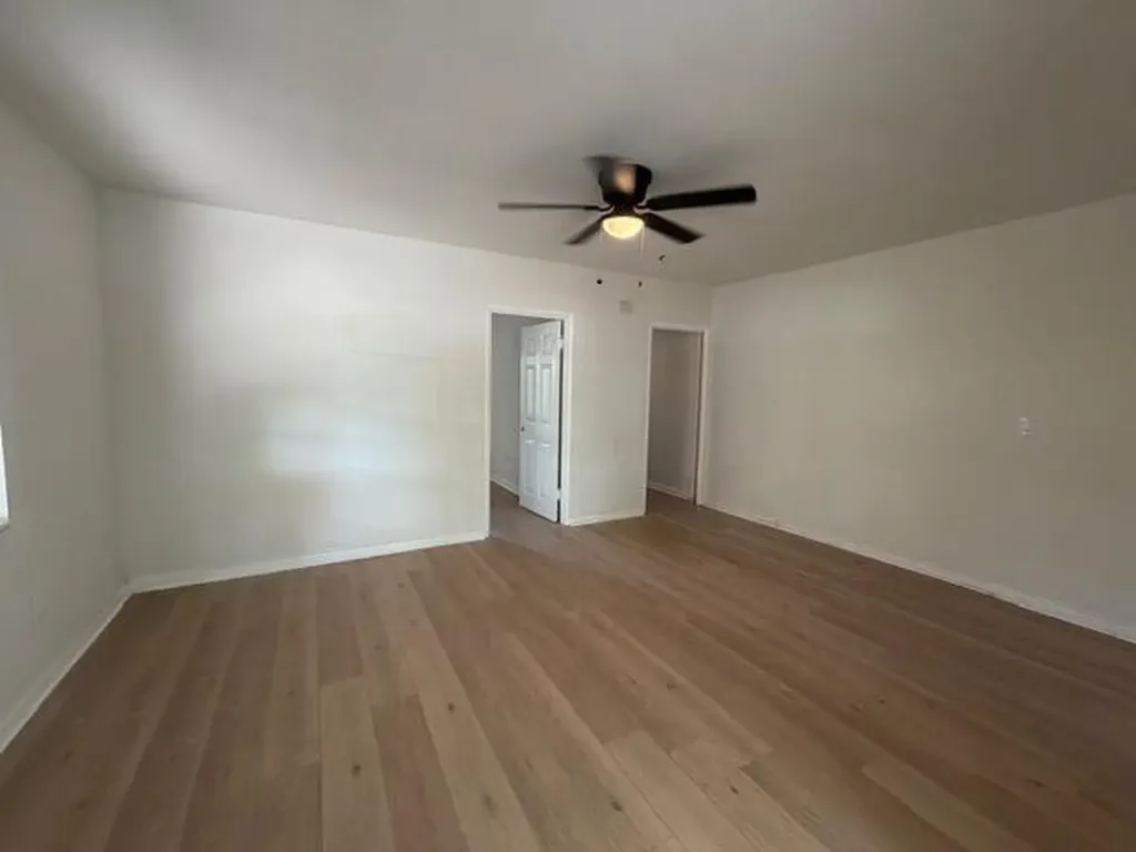 521 48th Street West Palm Beach FL 33407