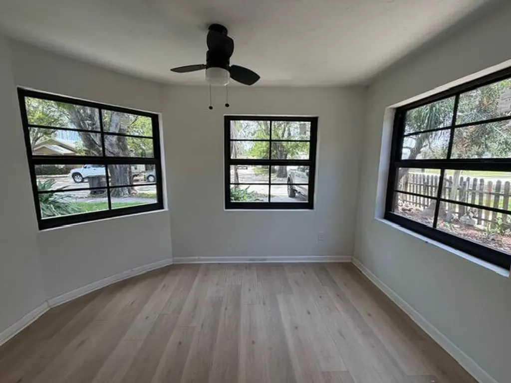 521 48th Street West Palm Beach FL 33407