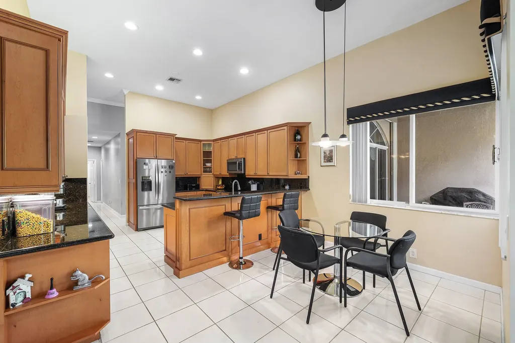 11600 NW 5th Street Plantation FL 33325