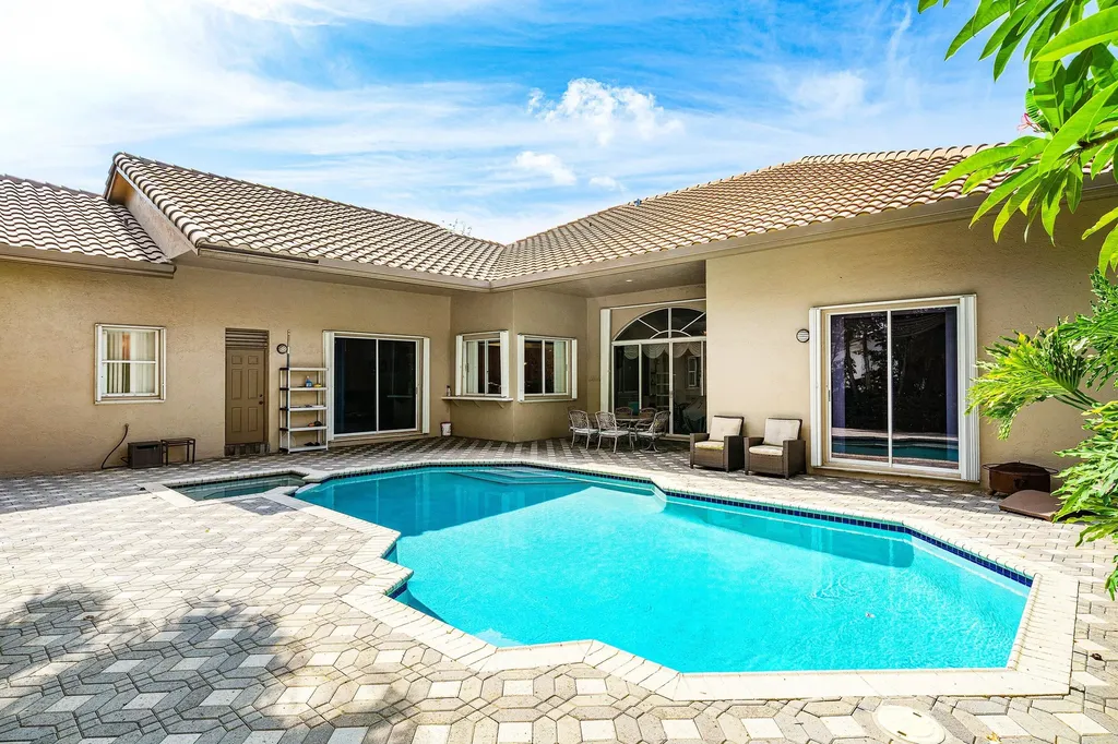 11600 NW 5th Street Plantation FL 33325