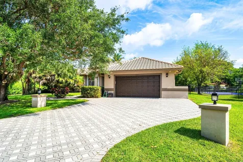 11600 NW 5th Street Plantation FL 33325