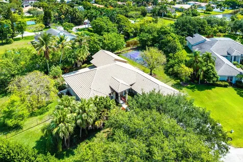 11600 NW 5th Street Plantation FL 33325