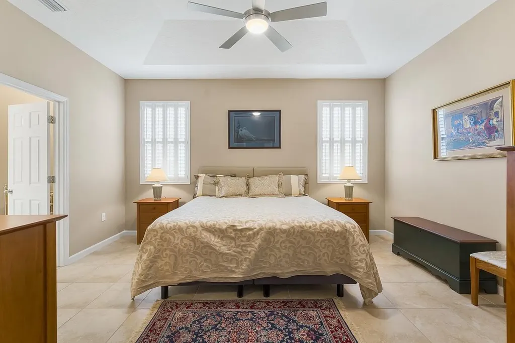 7218 E Village Square Vero Beach FL 32966