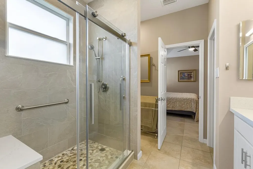 7218 E Village Square Vero Beach FL 32966