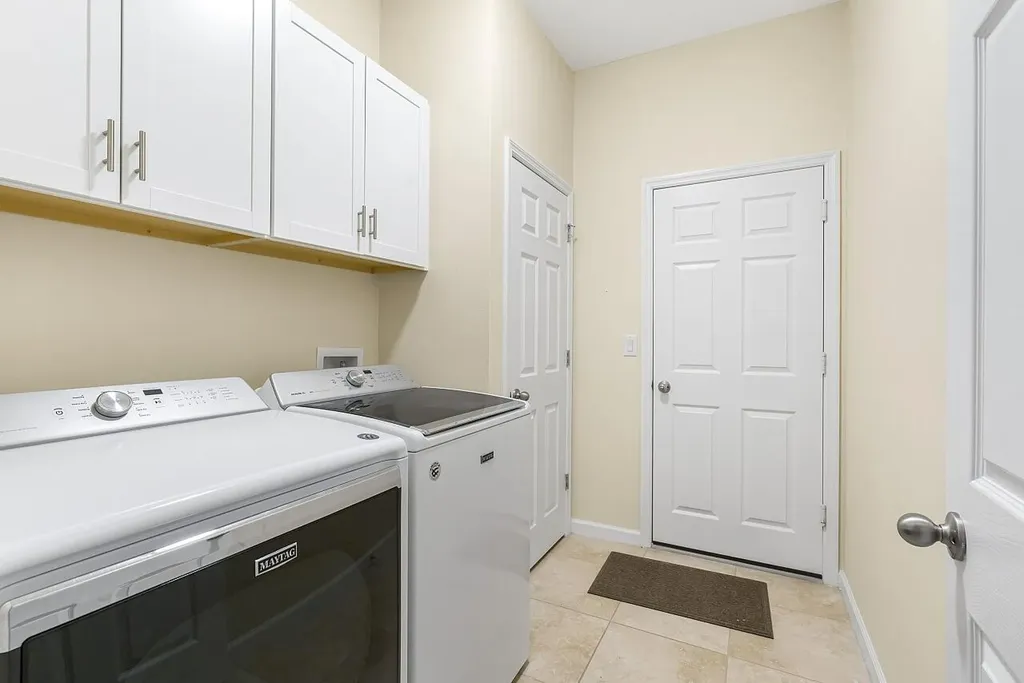 7218 E Village Square Vero Beach FL 32966