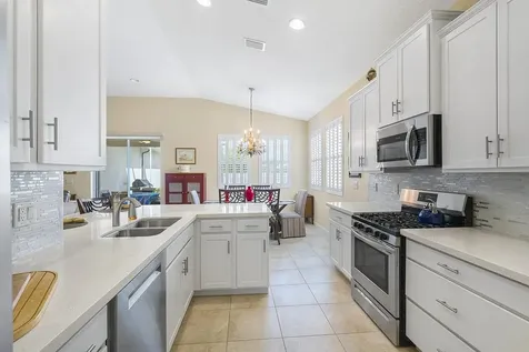 7218 E Village Square Vero Beach FL 32966