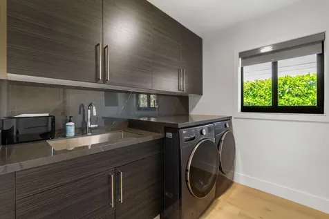 820 Canary Walk Delray Beach FL 33483