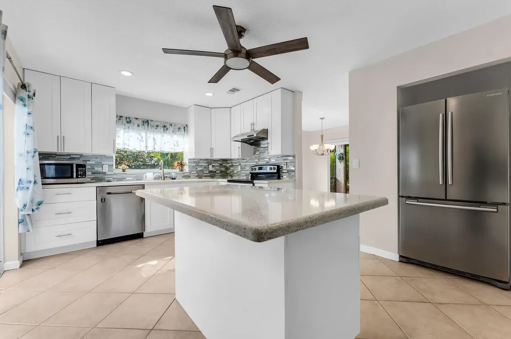 9855 NW 2nd Court Plantation FL 33324
