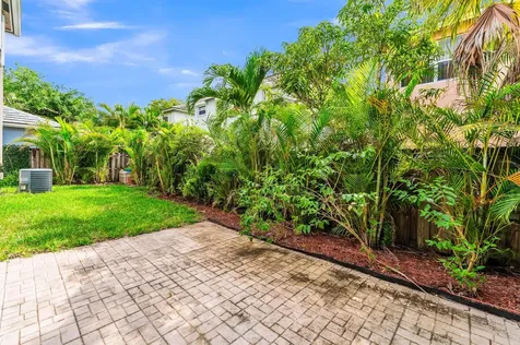 9855 NW 2nd Court Plantation FL 33324