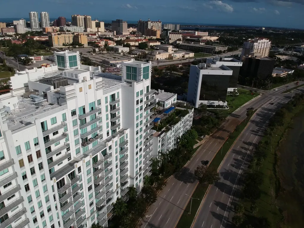 300 S Australian Avenue West Palm Beach FL 33401