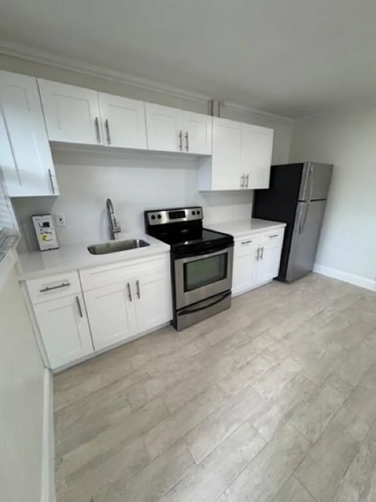 1325/1329/1333 NE 5th Terrace Fort Lauderdale FL