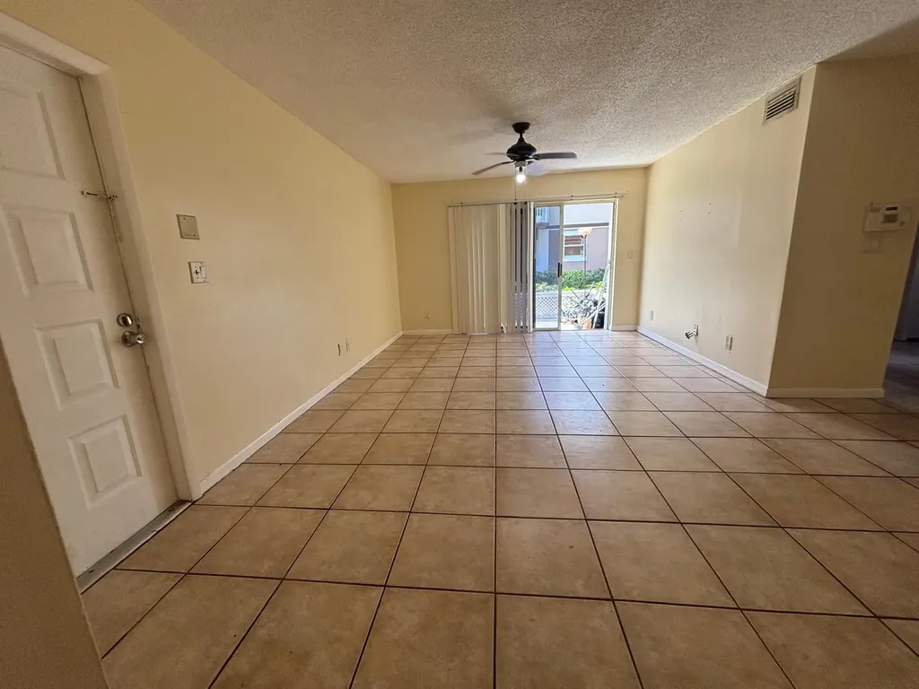 11201 SW 13th Street Pembroke Pines FL 33025