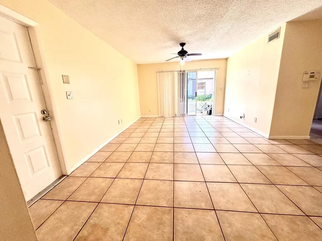11201 SW 13th Street Pembroke Pines FL 33025