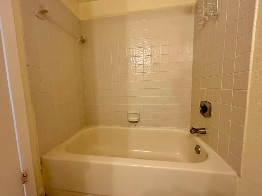 11201 SW 13th Street Pembroke Pines FL 33025