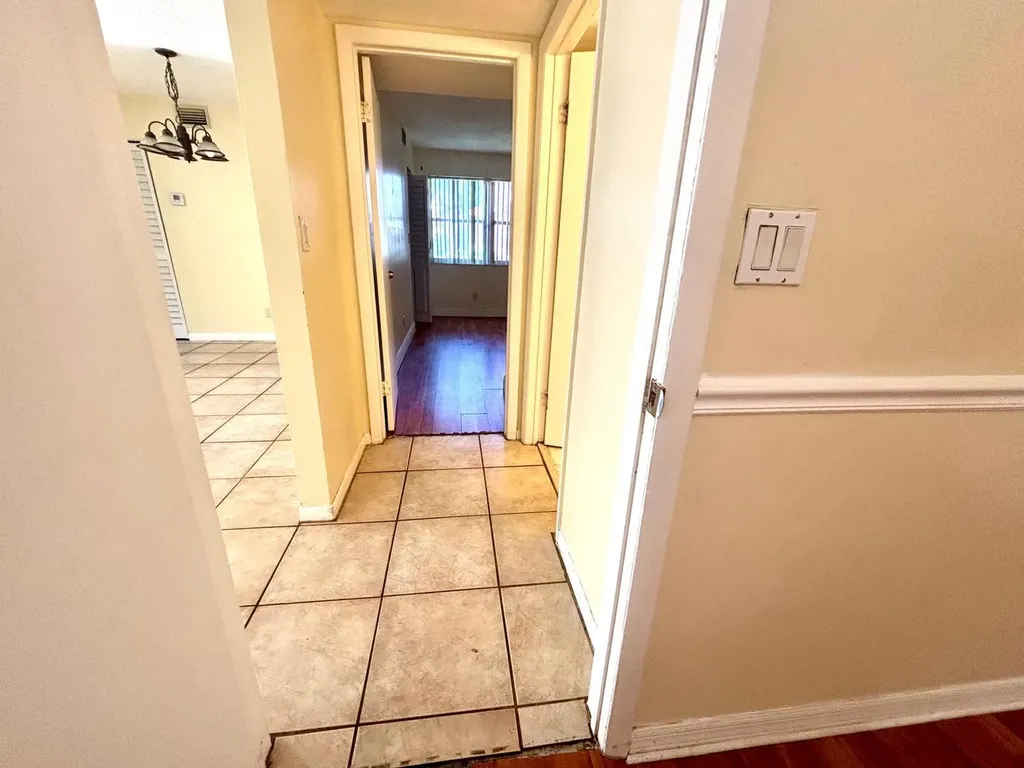11201 SW 13th Street Pembroke Pines FL 33025