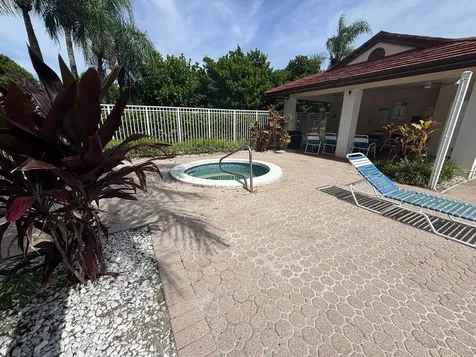 11201 SW 13th Street Pembroke Pines FL 33025