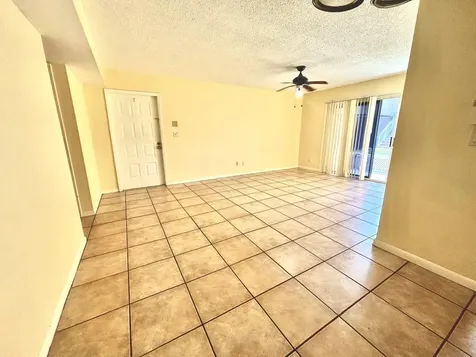 11201 SW 13th Street Pembroke Pines FL 33025