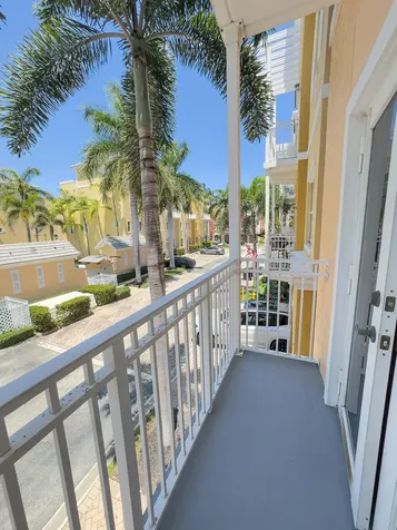 2313 Vintage Drive Lighthouse Point FL 33064
