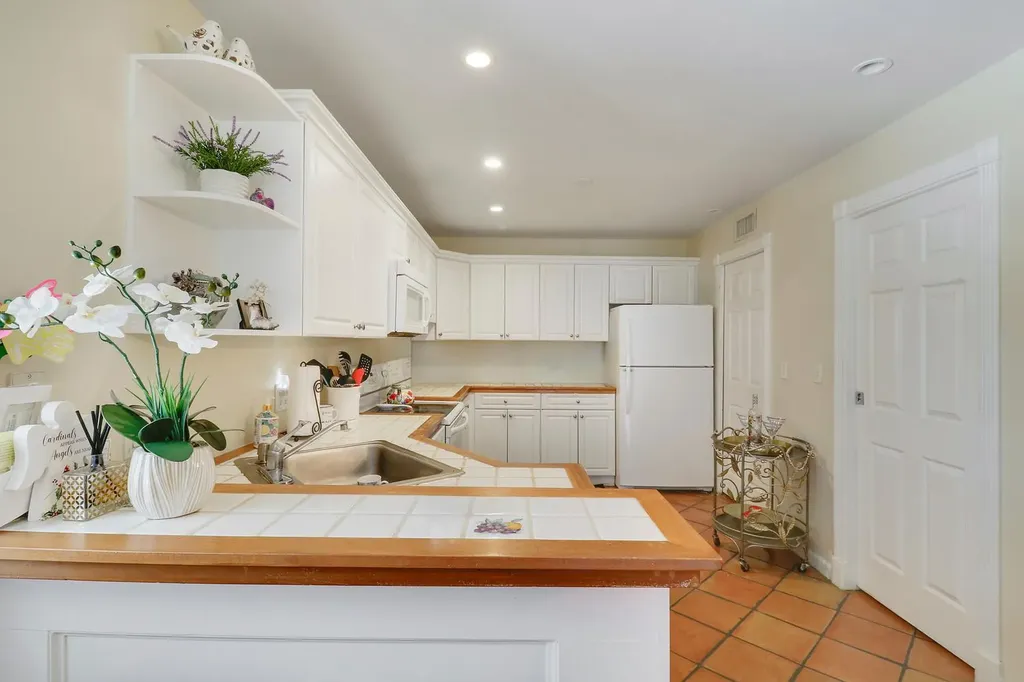 2803 Vision Drive Palm Beach Gardens FL 33418