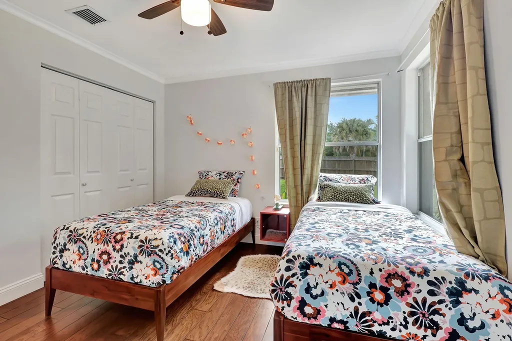 13805 Sheffield Street Wellington FL 33414