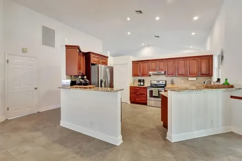 13805 Sheffield Street Wellington FL 33414