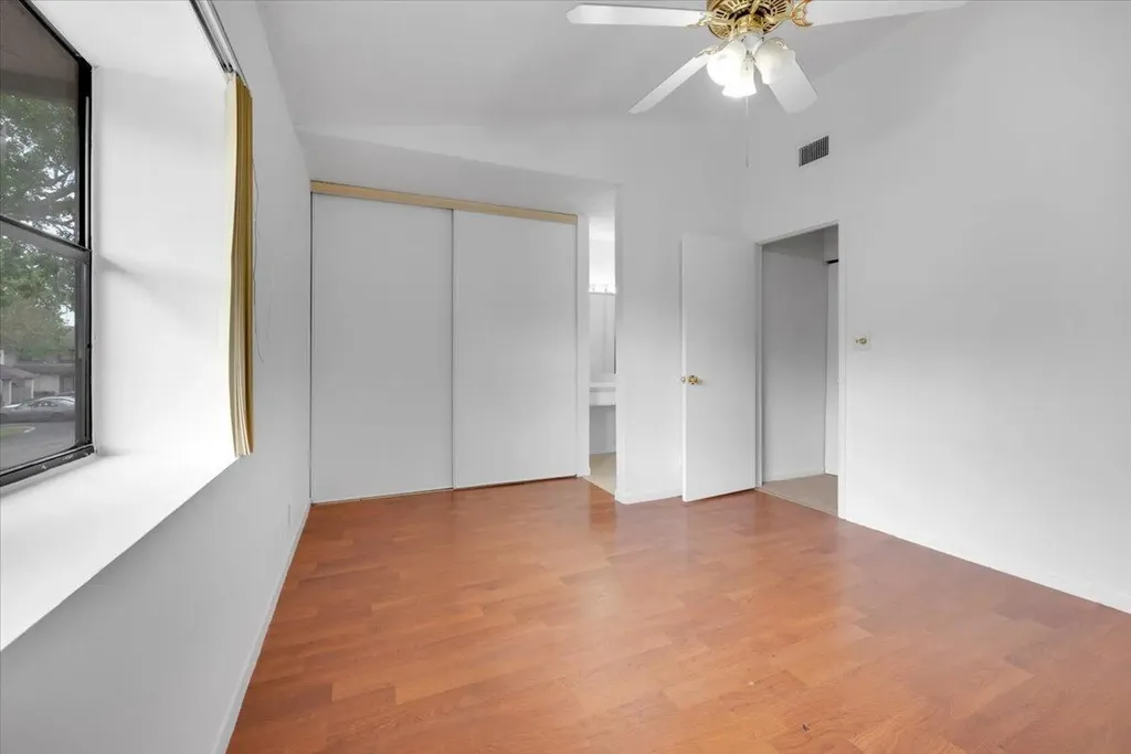 4718 NW 82nd Avenue Lauderhill FL 33351