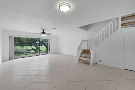 4718 NW 82nd Avenue Lauderhill FL 33351