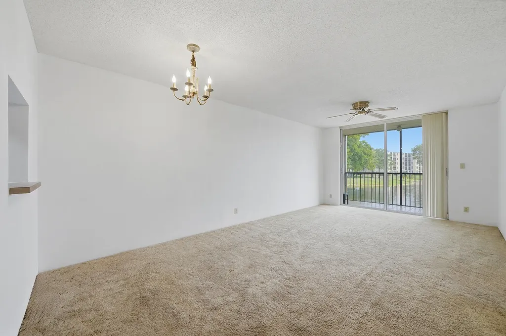 7900 NW 50th Street Lauderhill FL 33351
